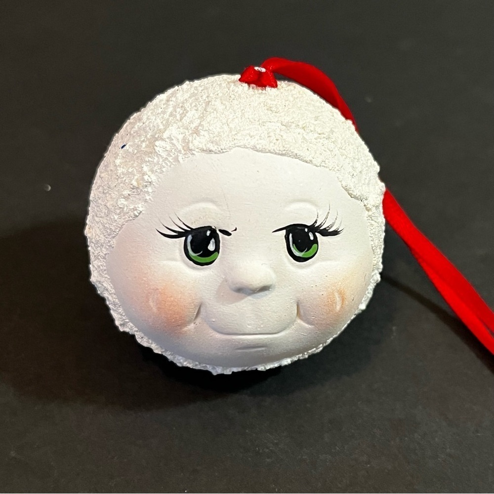 Vintage Anthropomorphic Christmas Ornament Noggins Snowball Shelf Figure White